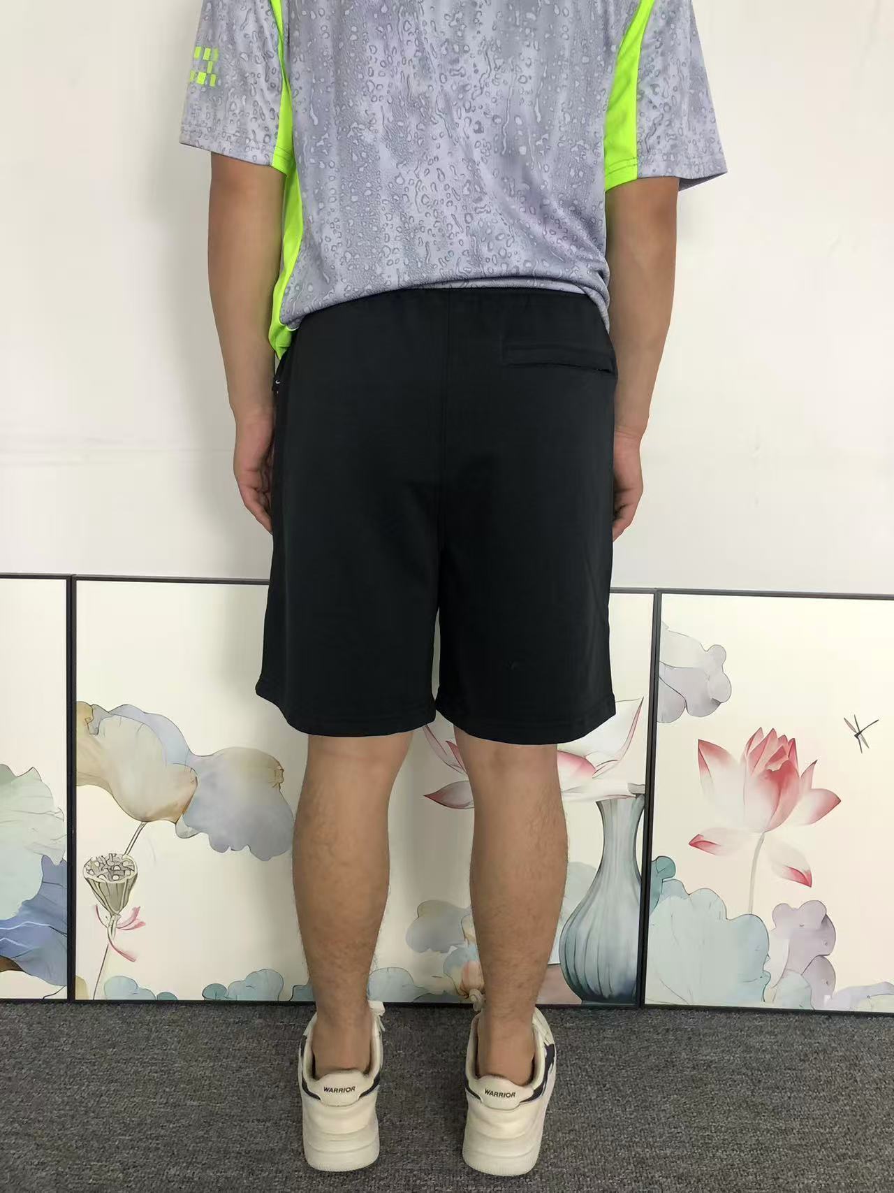 N - SHORTS