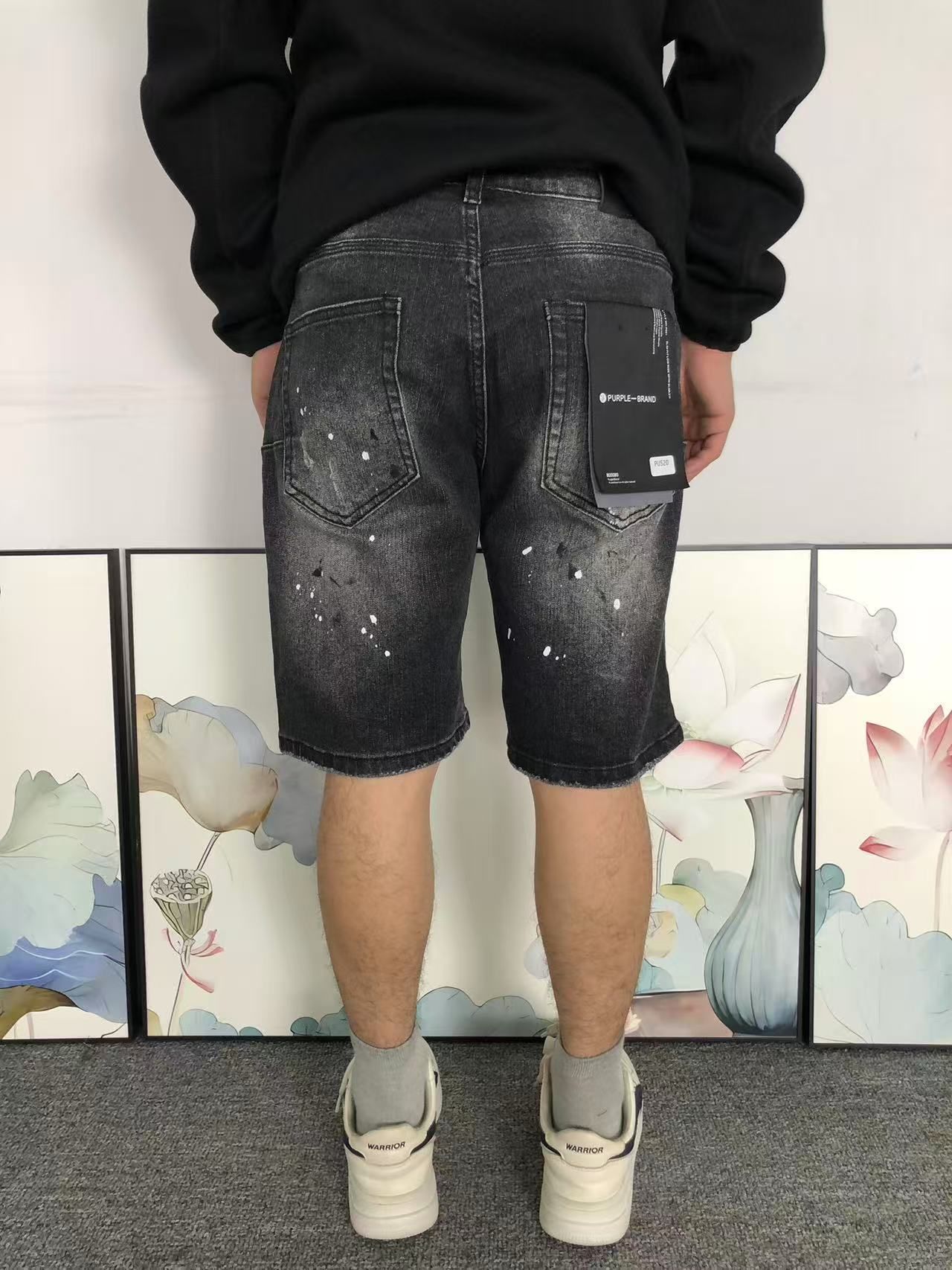 P - SHORTS