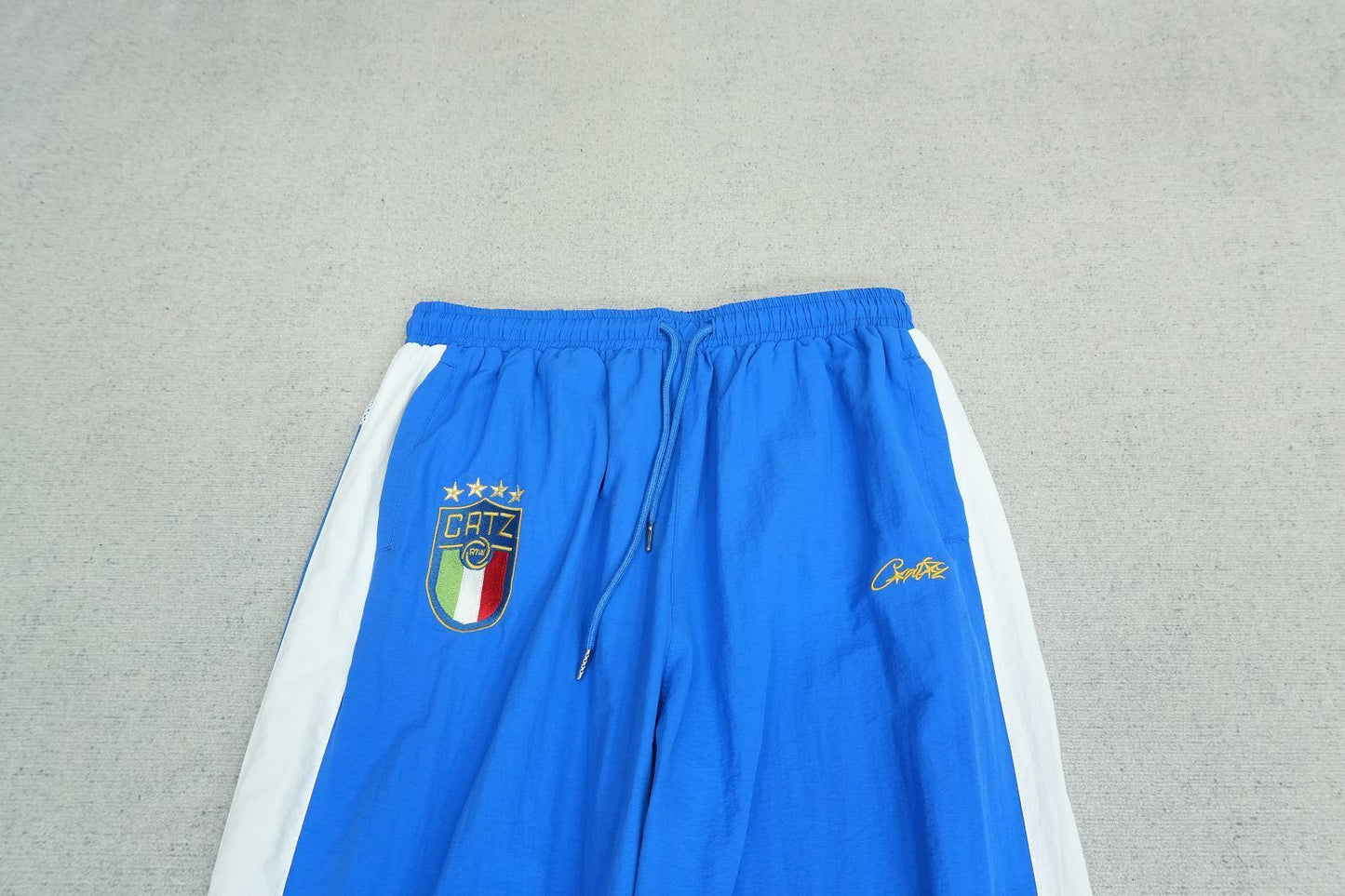 C - SWEATPANTS