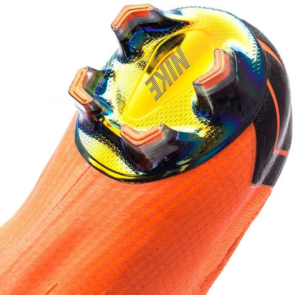 M - FUSSBALLSCHUHE