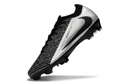 M - FUSSBALLSCHUHE