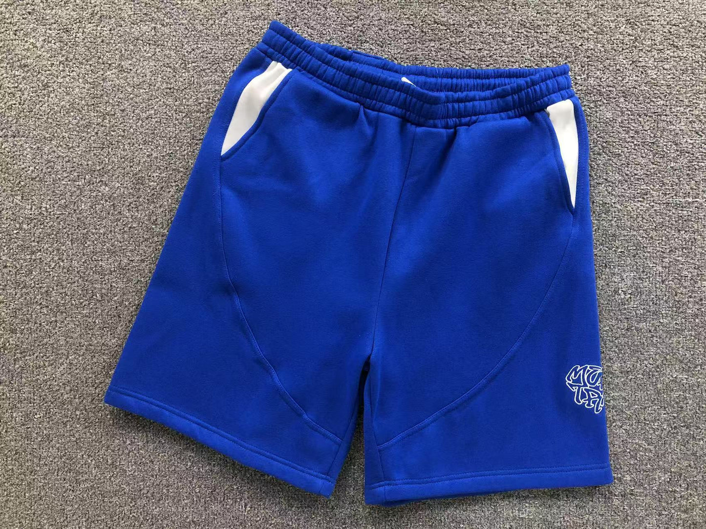 M - SHORTS