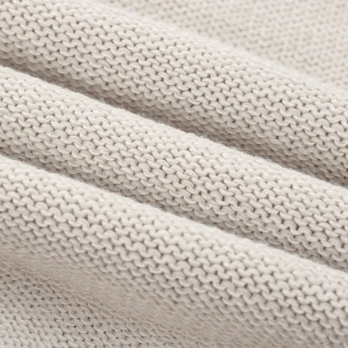 D - SWEATER