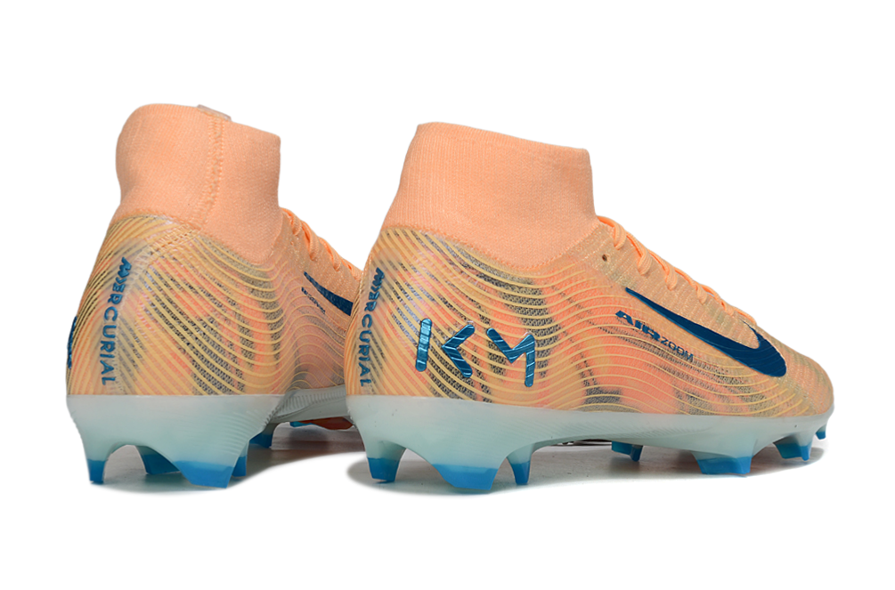 M - FUSSBALLSCHUHE