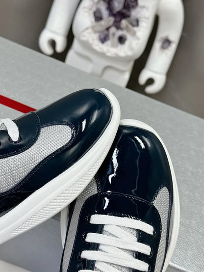 P - SNEAKERS