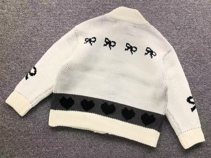 O - SWEATER
