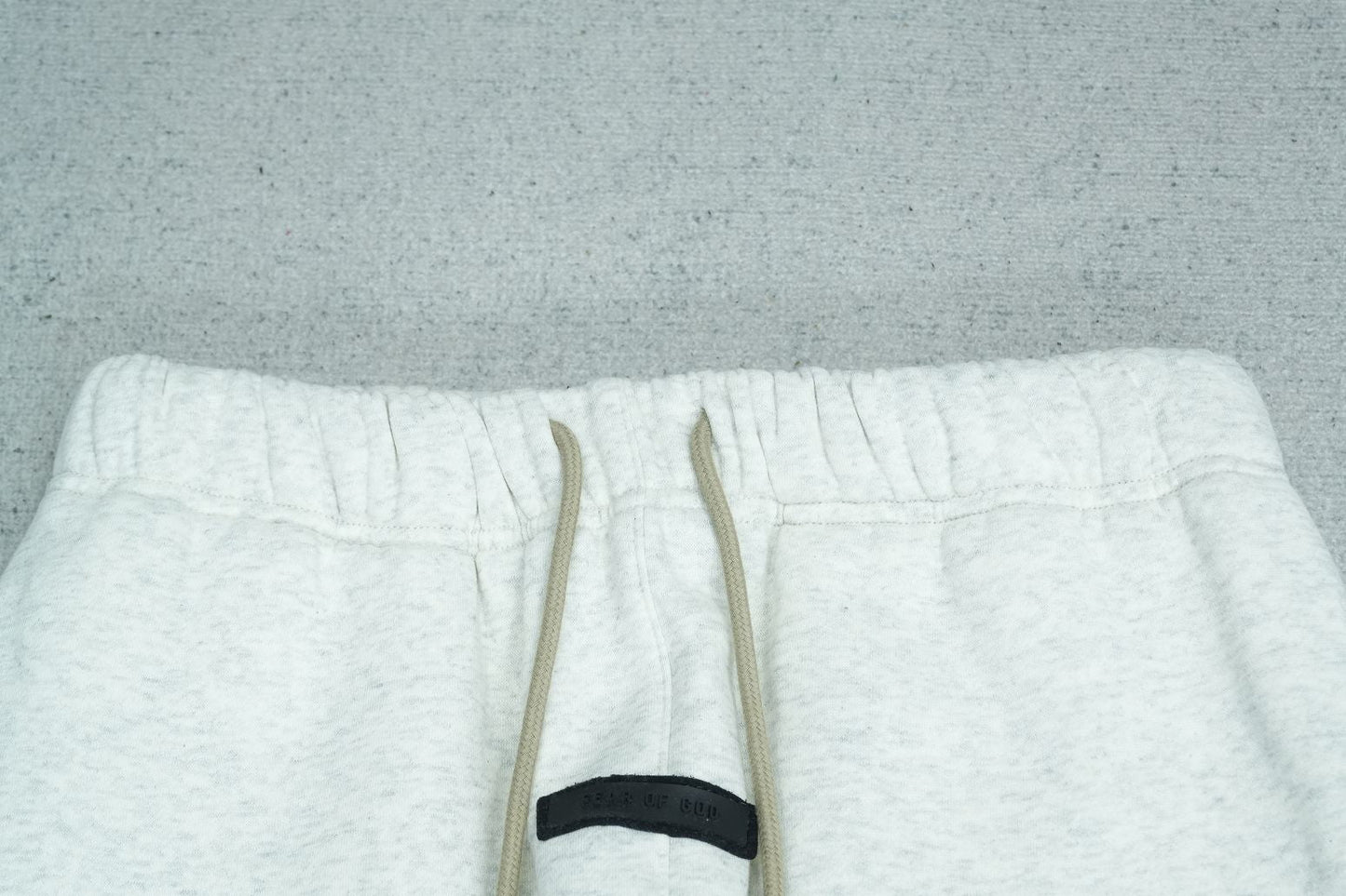F - SWEATPANTS