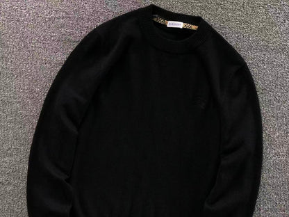 B - SWEATER