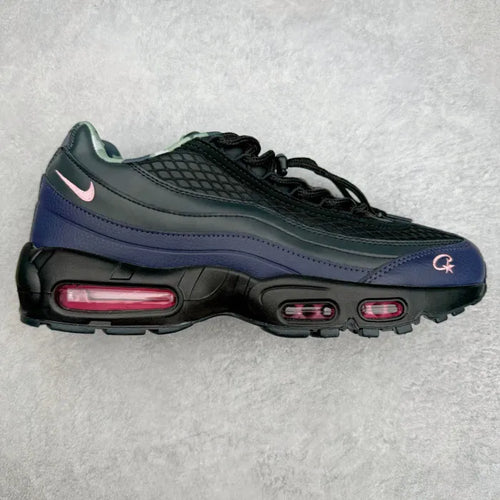C - SNEAKERS