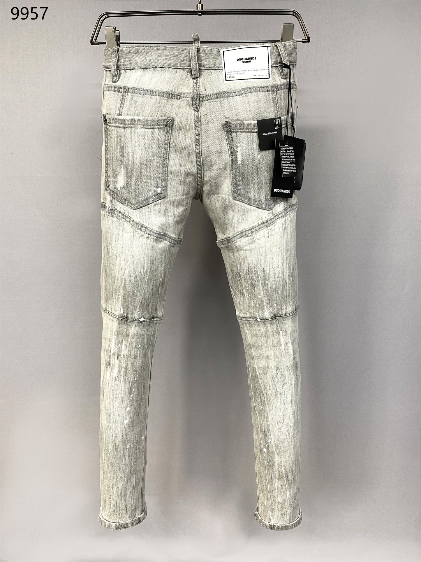 D - JEANS