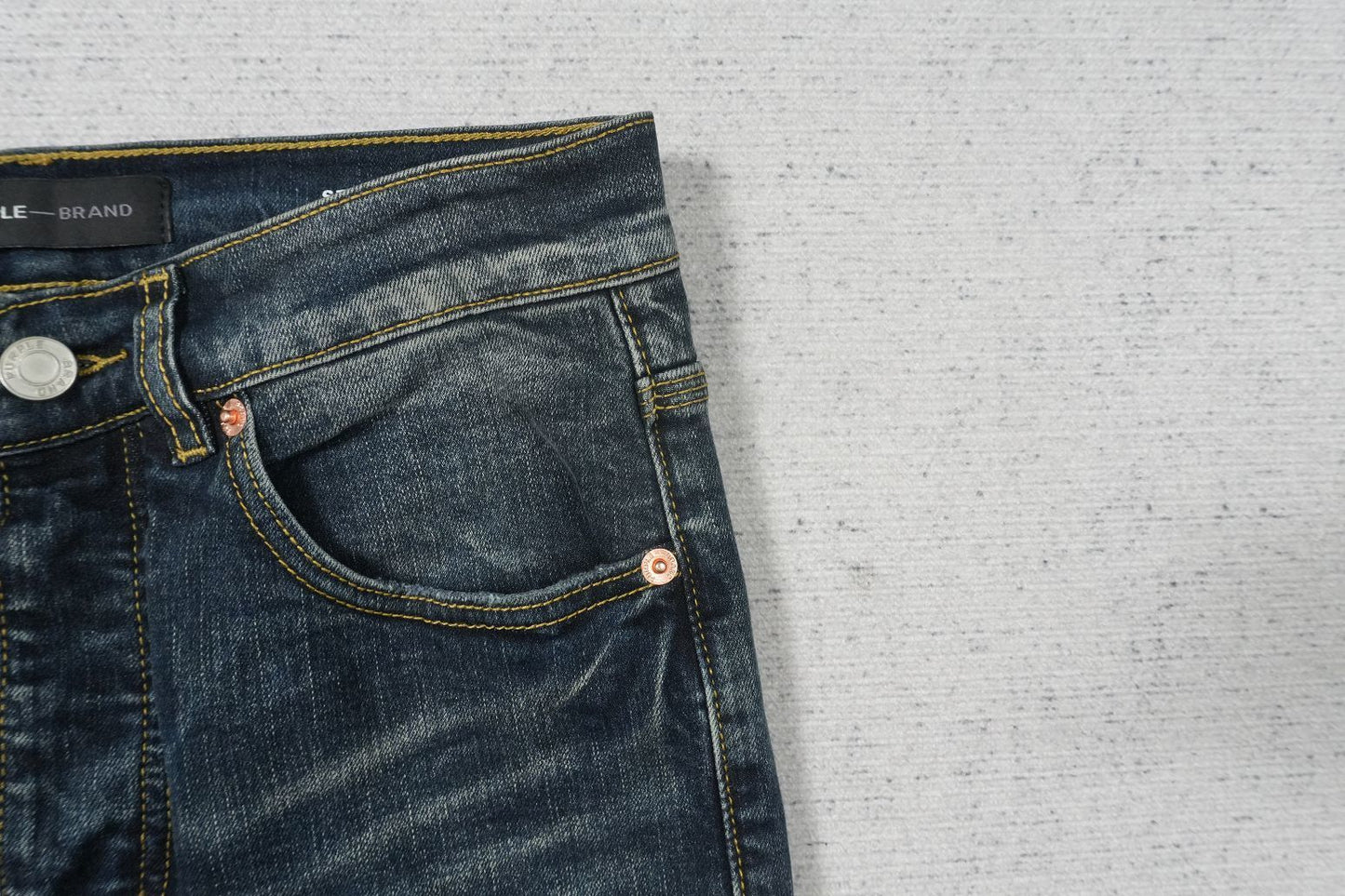 P - JEANS