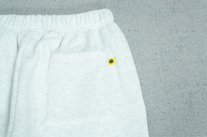B - SWEATPANTS