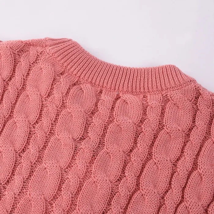 D - SWEATER
