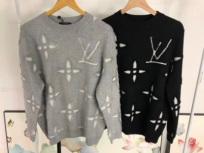 L - SWEATER