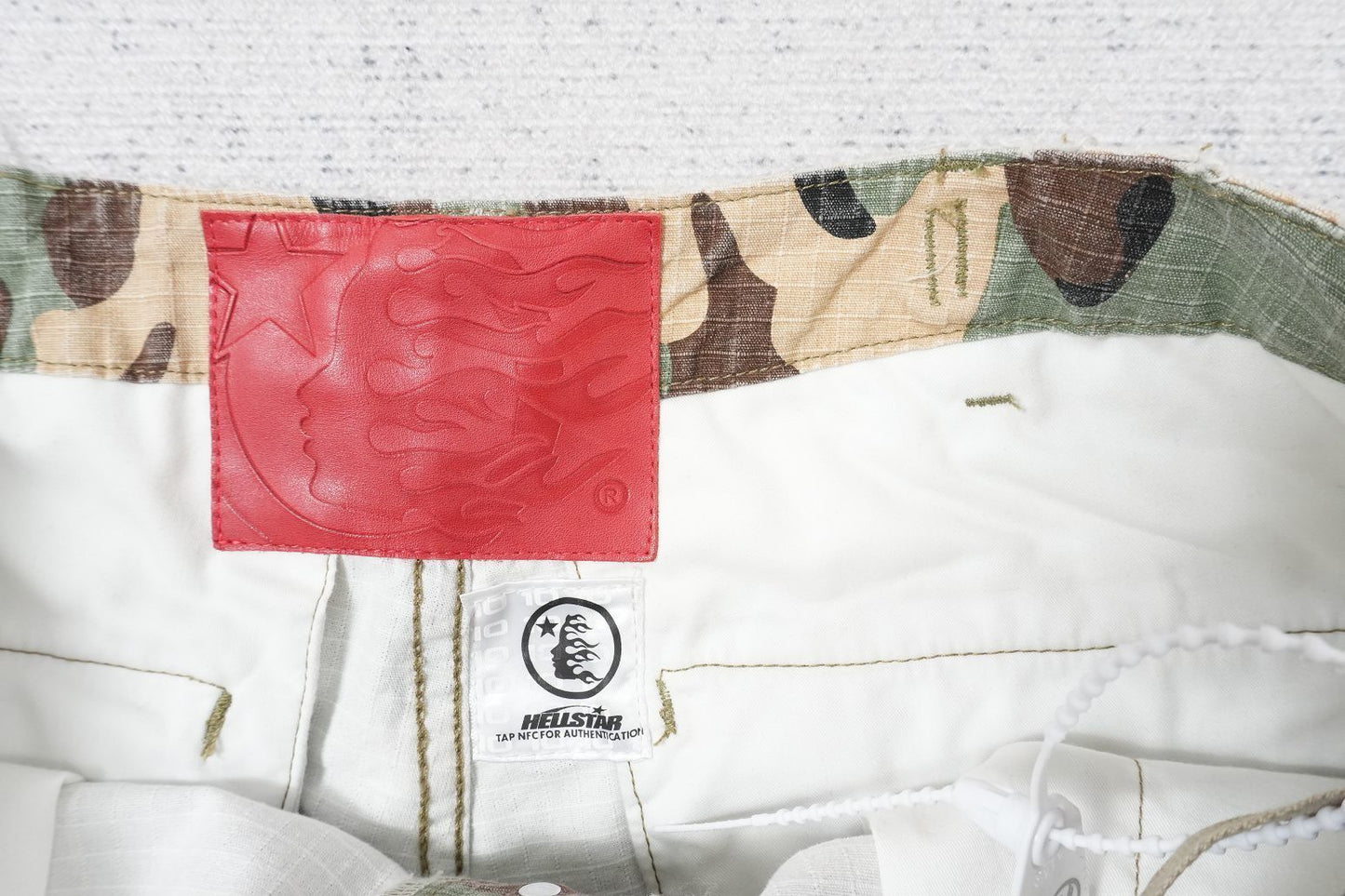 H - JEANS
