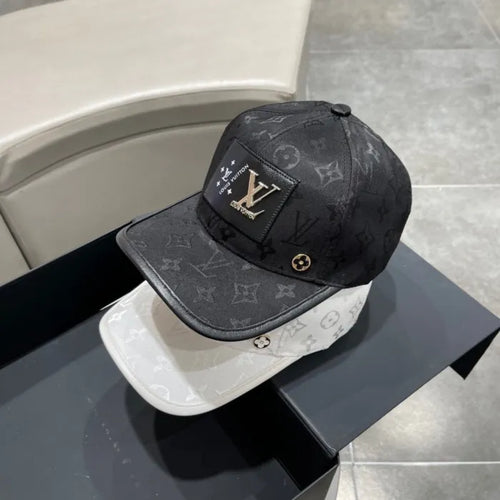 LOUIS V - MÜTZEN