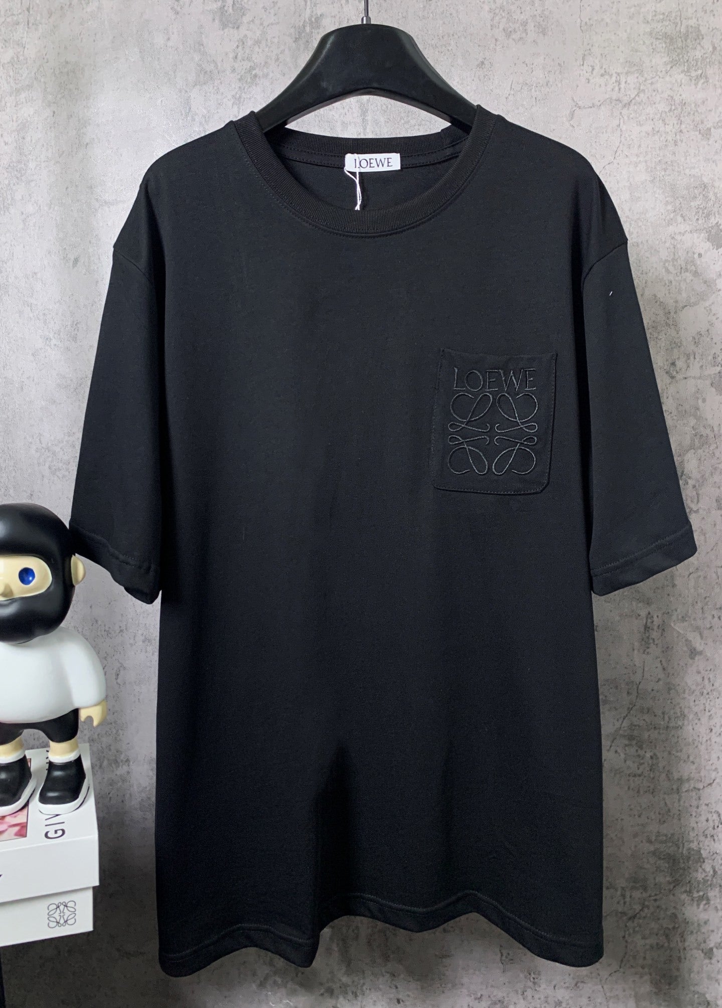 L - TSHIRT