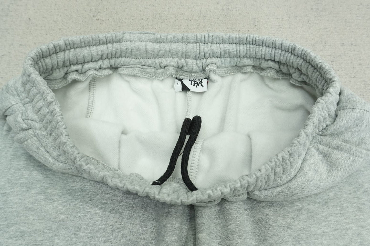 M - SWEATPANTS