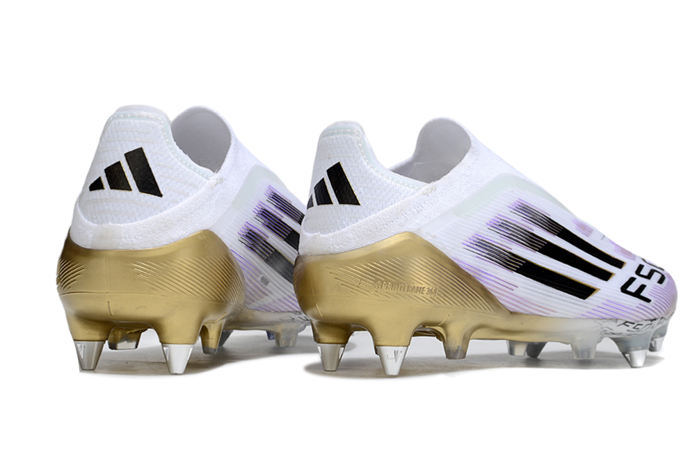 F - FUSSBALLSCHUHE