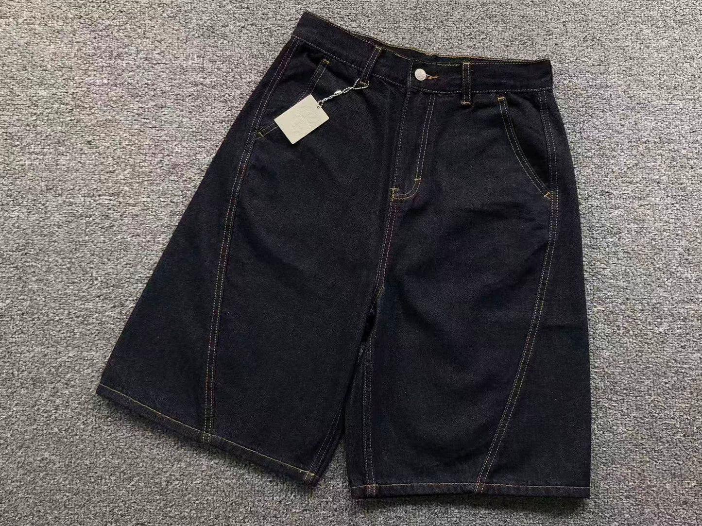 M - SHORTS