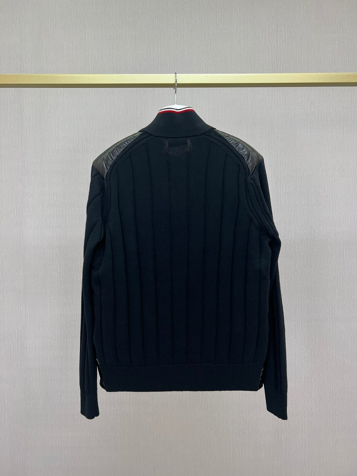 P - CARDIGAN