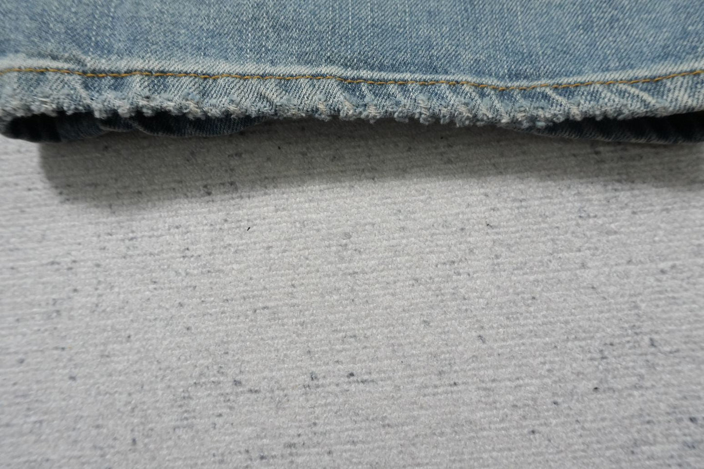 A - JEANS