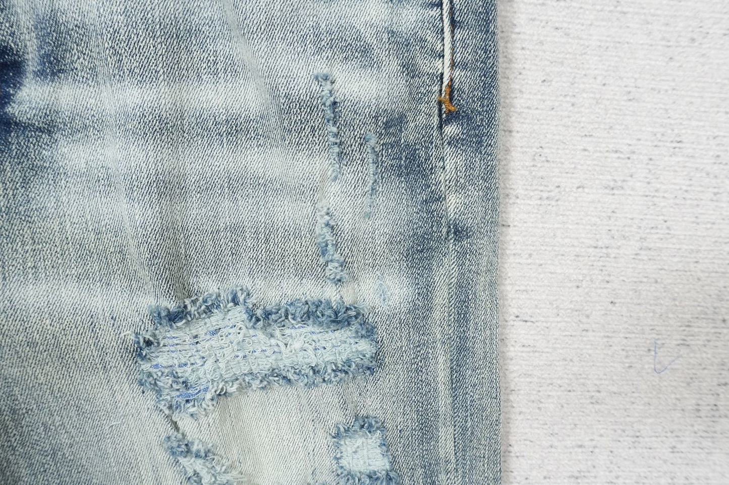 A - JEANS
