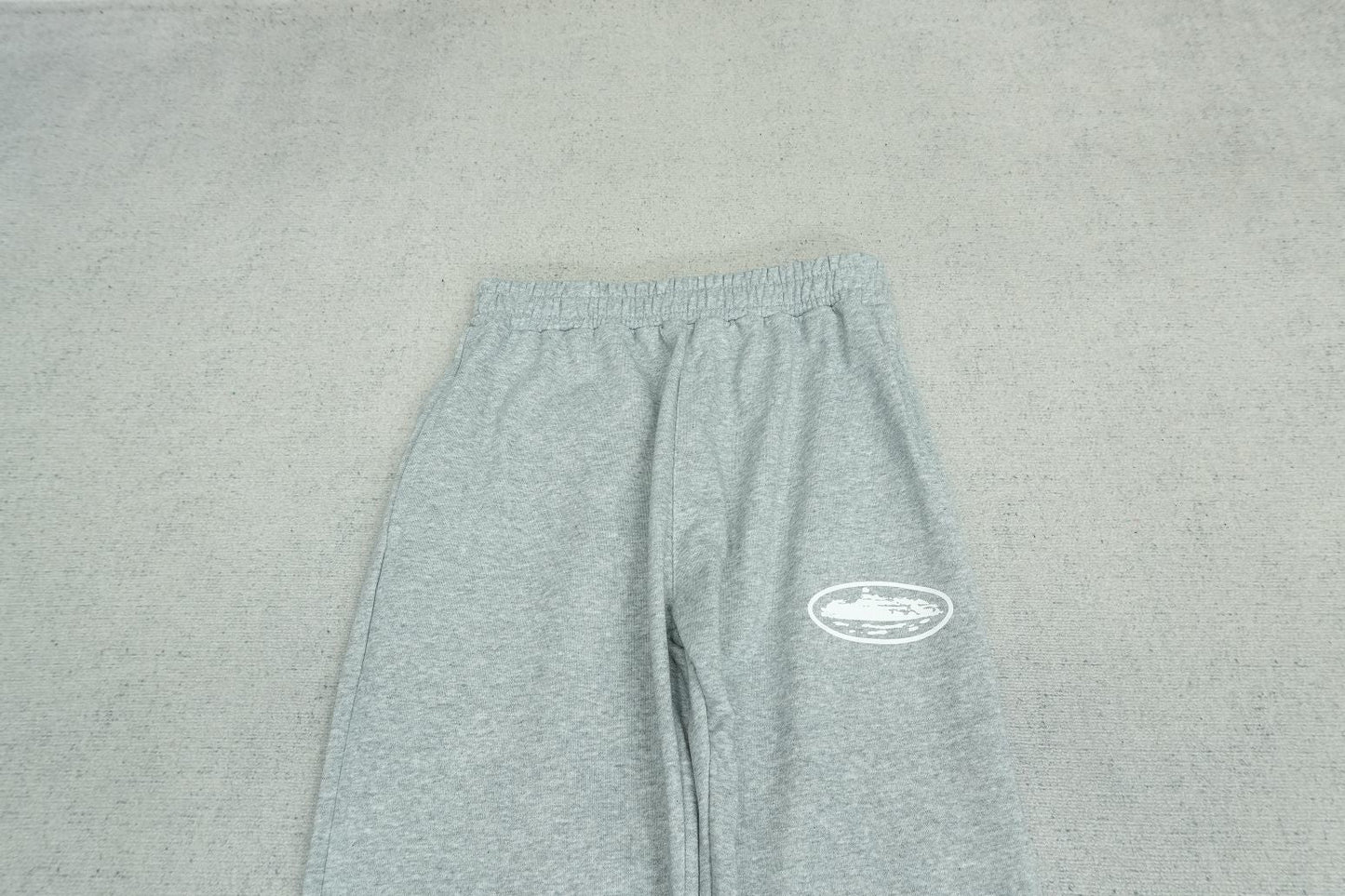 C - SWEATPANTS