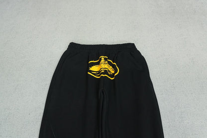 C - SWEATPANTS