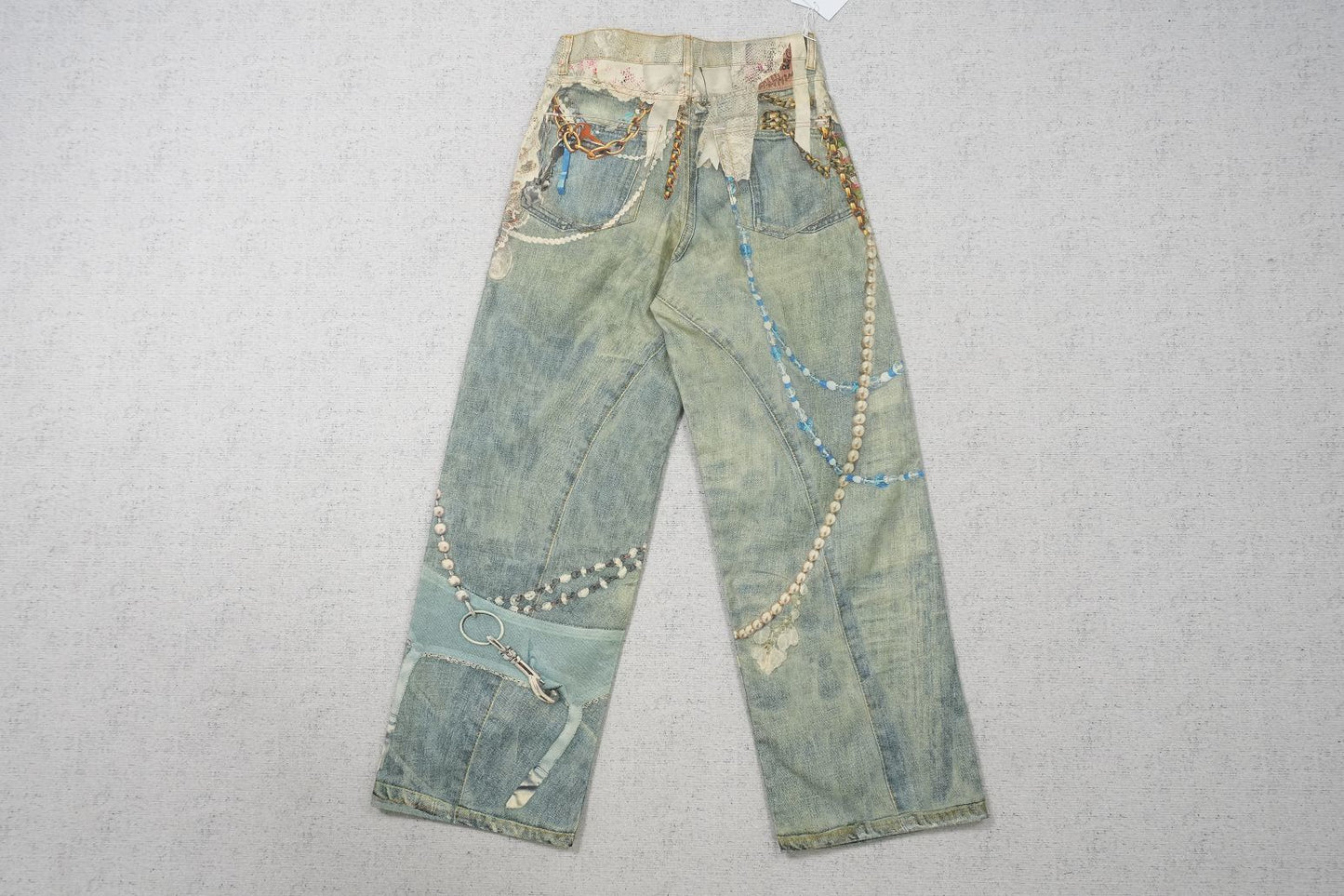 A - JEANS