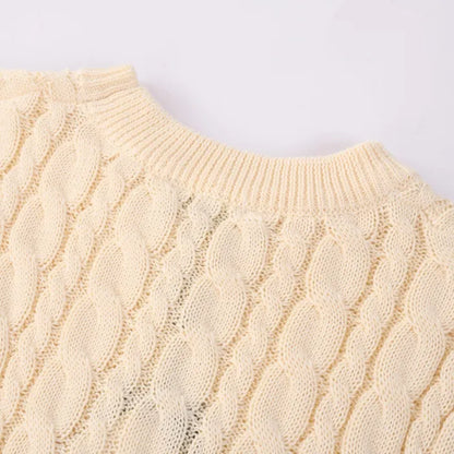 D - SWEATER