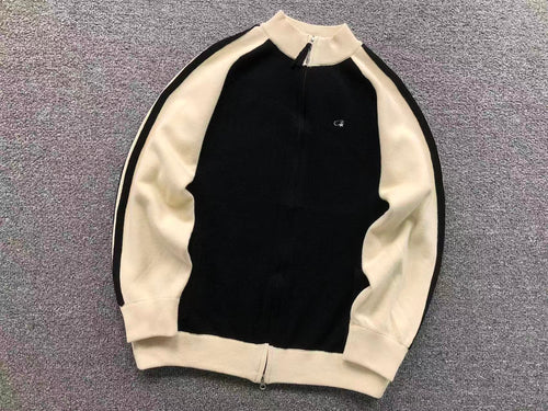 C - SWEATER
