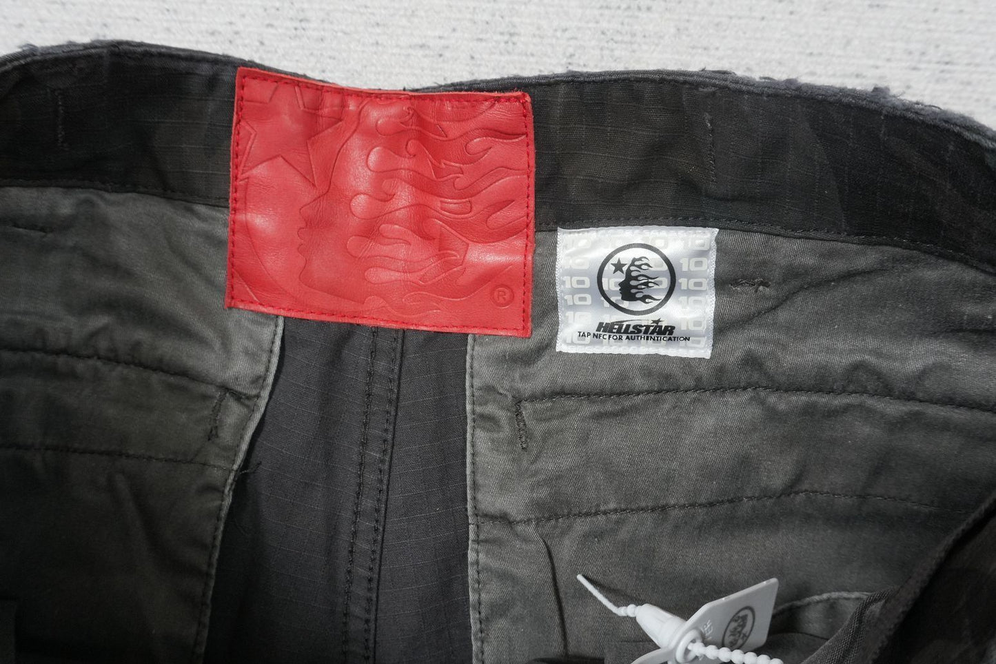 H - JEANS