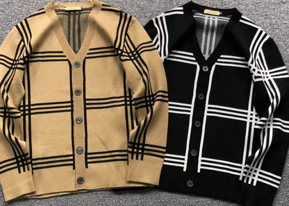 B - SWEATER