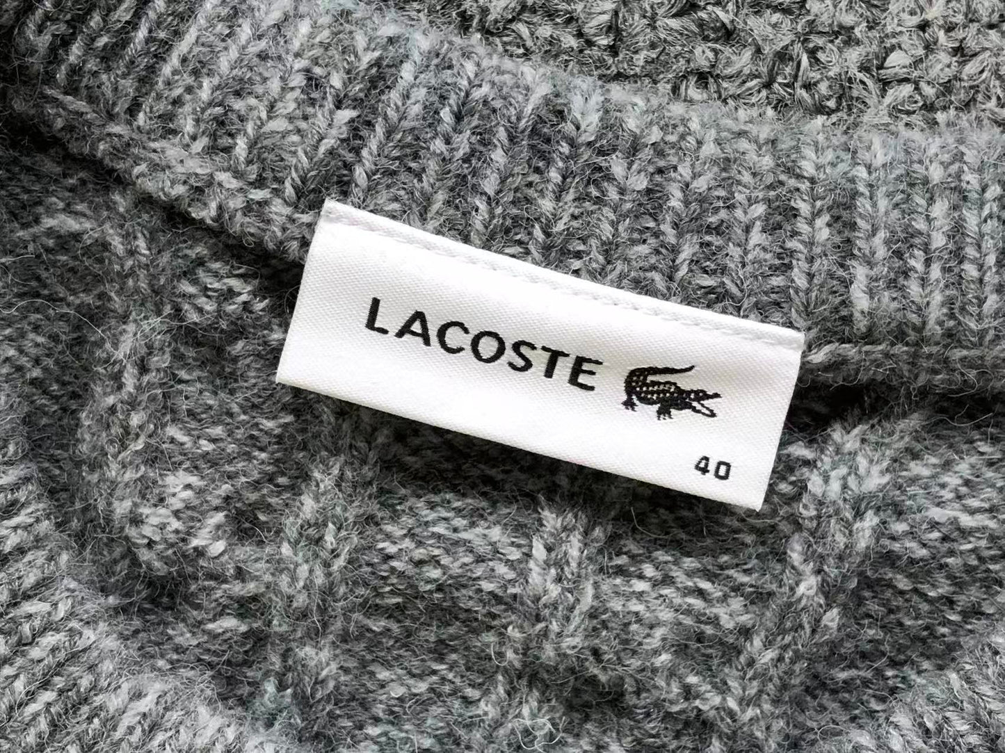 L - SWEATER