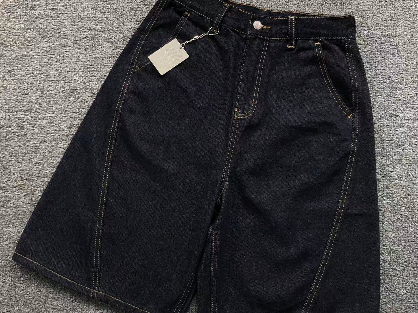 M - SHORTS