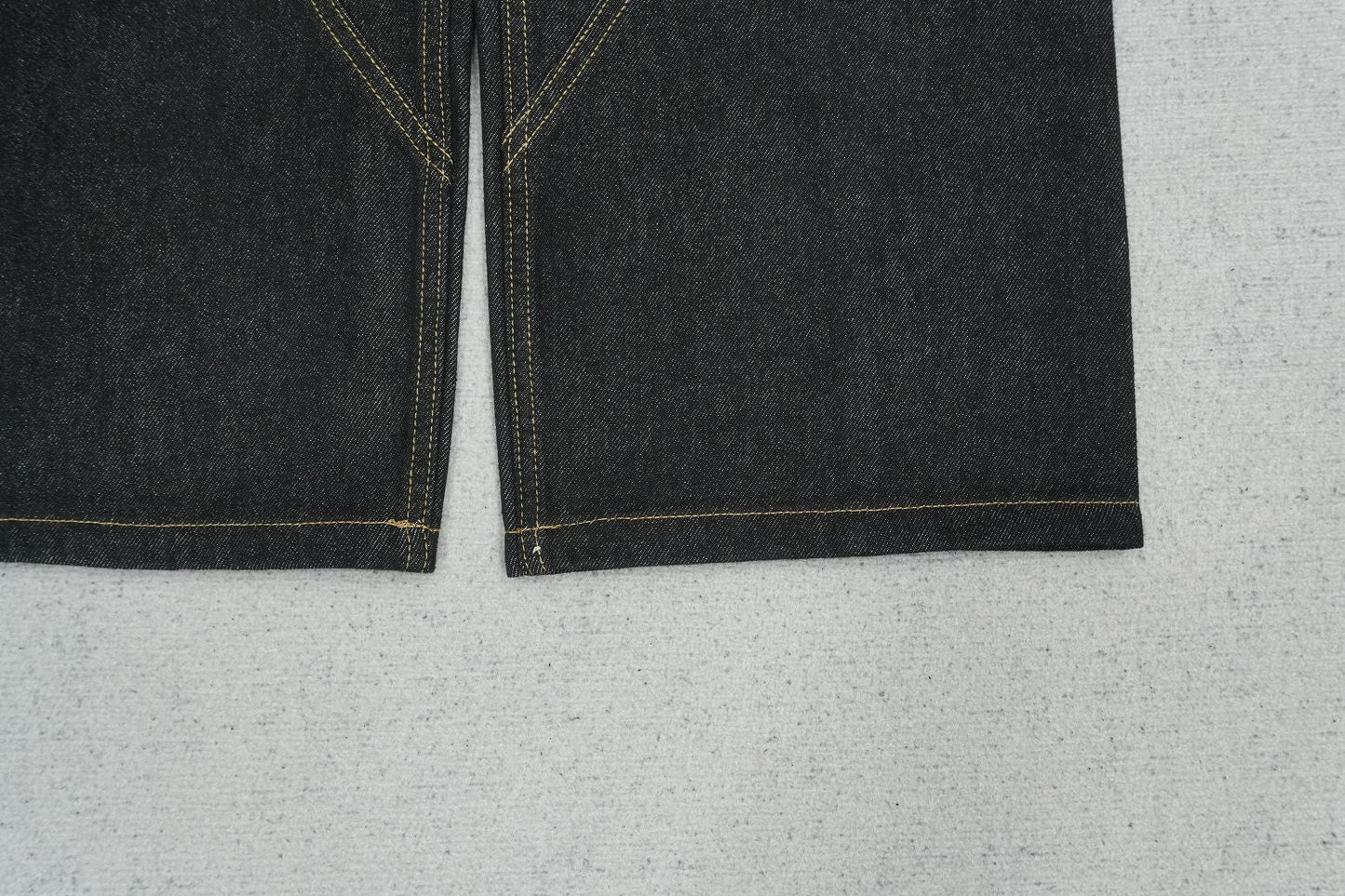 M - JEANS