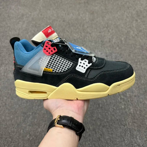 N - SNEAKERS