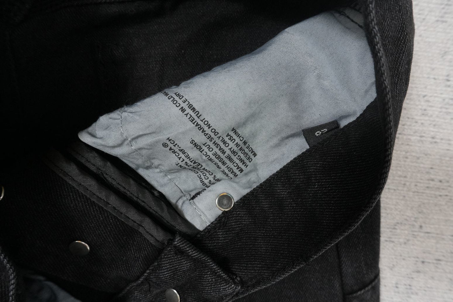 P - JEANS