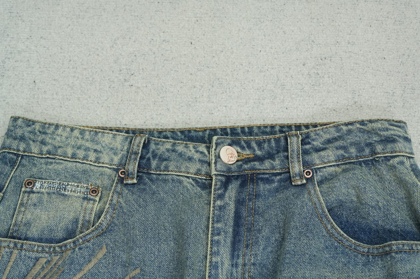 D - JEANS