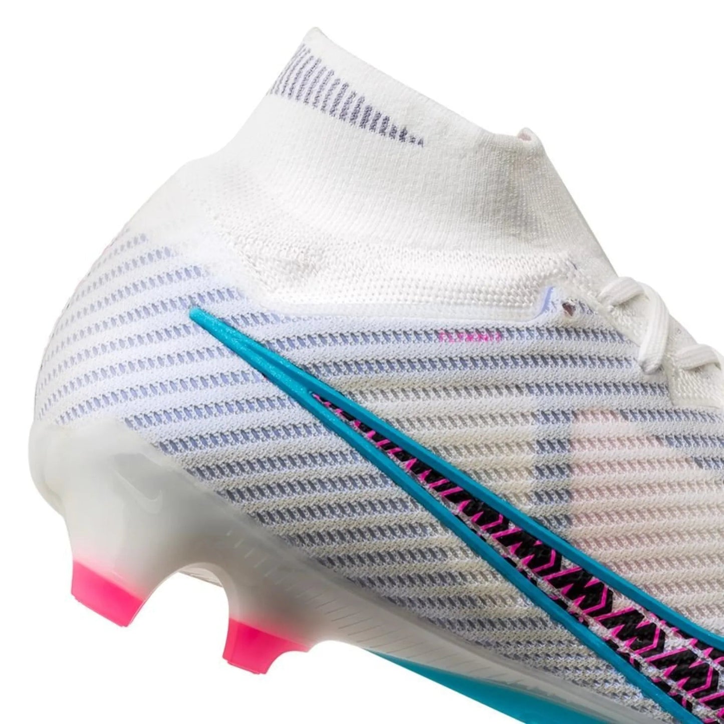 M - FUSSBALLSCHUHE