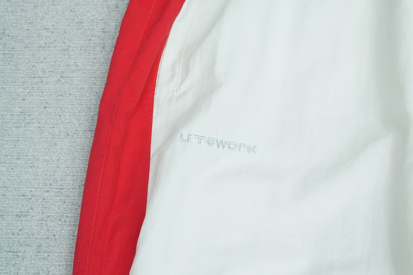 C - SWEATPANTS