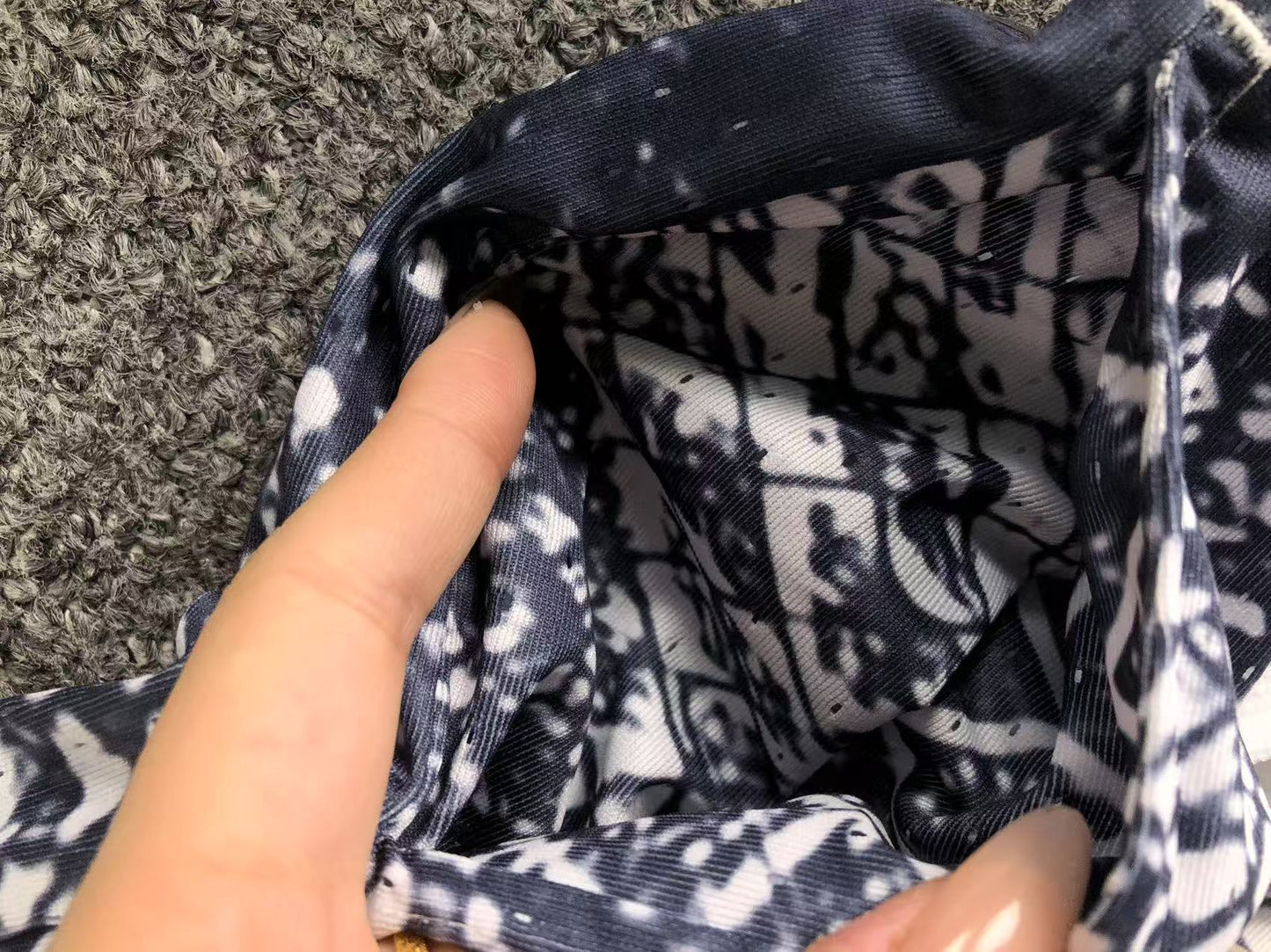 N - SHORTS