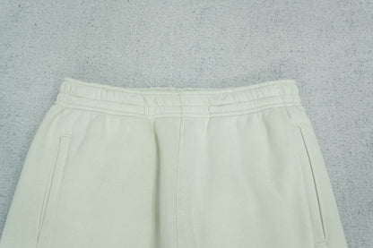 C - SWEATPANTS