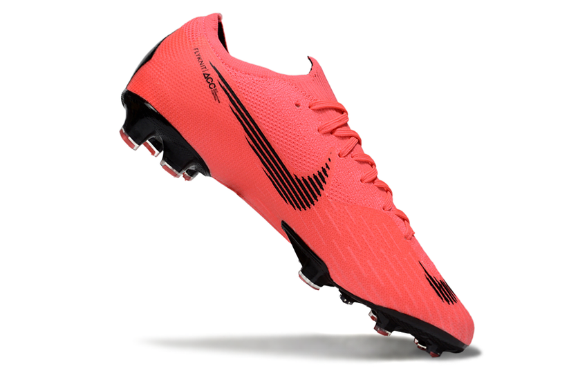 M - FUSSBALLSCHUHE