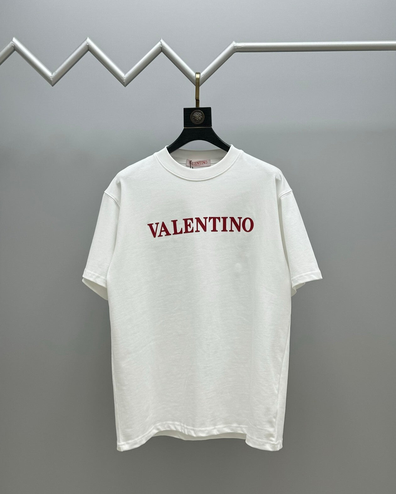 V - TSHIRT