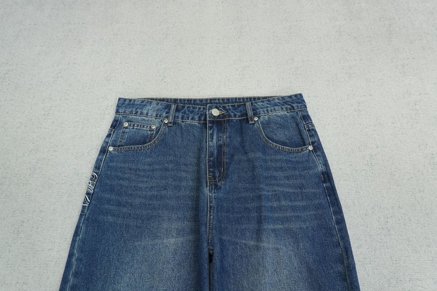 D - JEANS