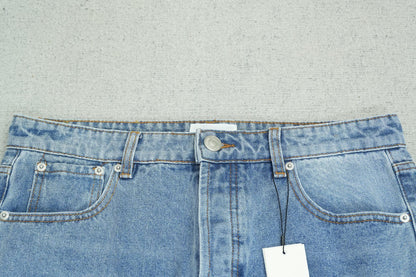 A - JEANS