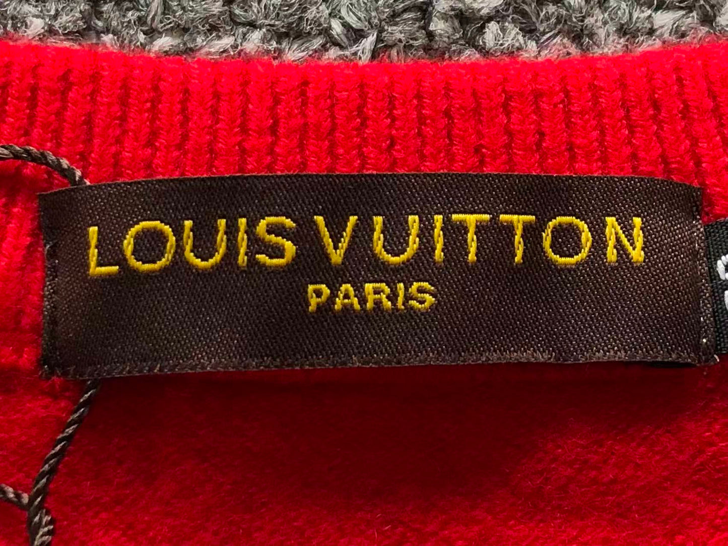 L - SWEATER