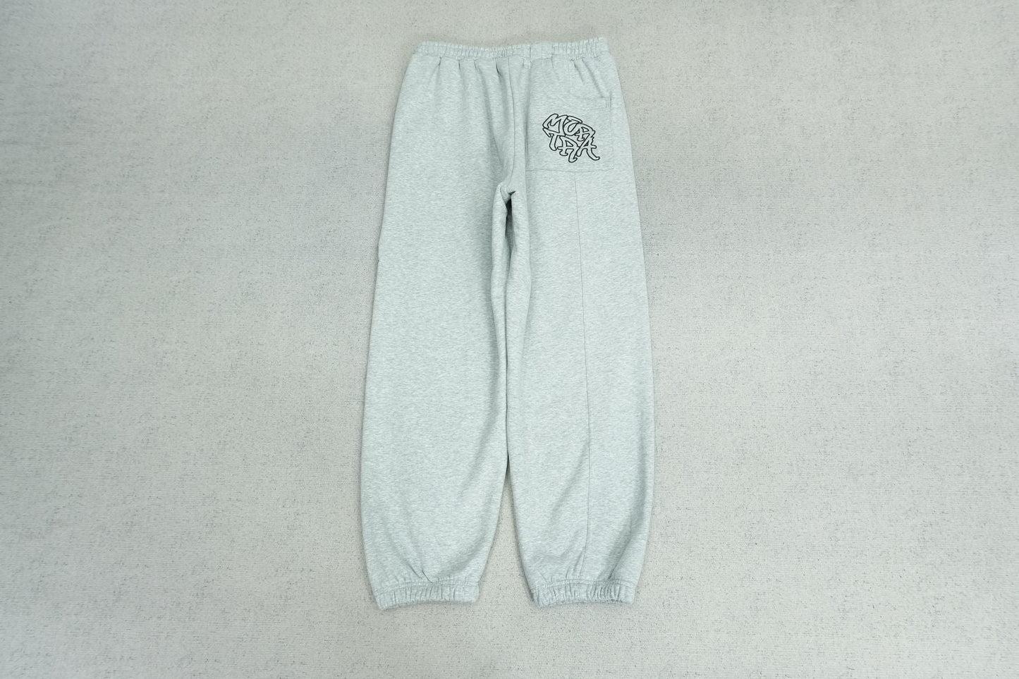 M - SWEATPANTS